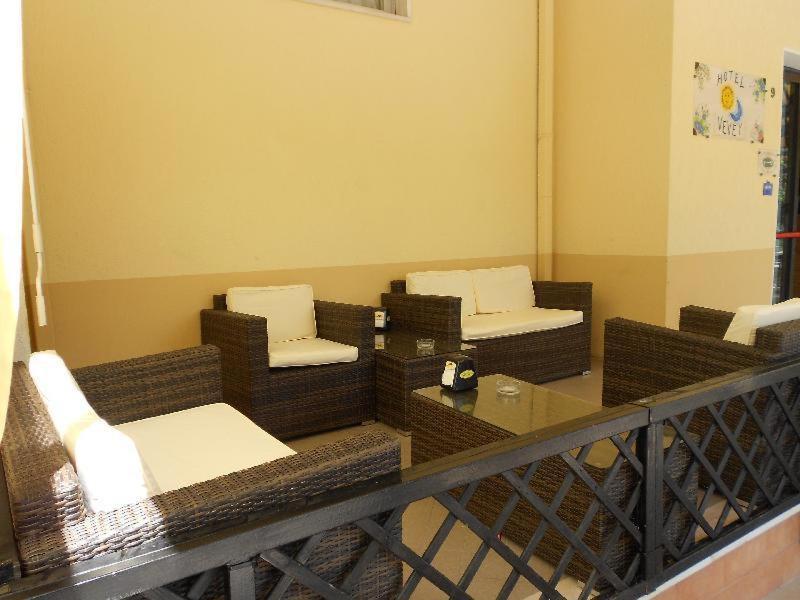 Hotel Vevey Римини Екстериор снимка