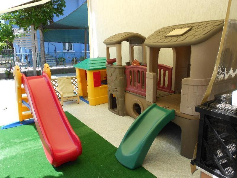 Hotel Vevey Римини Екстериор снимка